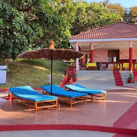 Lemon Creek Hotel Resort Bijilo Exterior foto