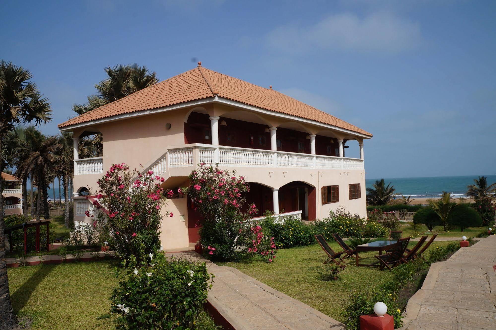 Lemon Creek Hotel Resort Bijilo Exterior foto